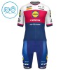 Completo Maglia + Pantaloncino con bretelle 2026 Lidl-Trek Czech Champion Manica Corta Blu Bambini Completo Maglia + Pantaloncino con bretelle 2026 Lidl-Trek Czech Champion Manica Corta Blu Bambini