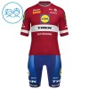 Completo Maglia + Pantaloncino con bretelle 2026 Lidl-Trek Latvian Champion Manica Corta Rosso Bambini Completo Maglia + Pantaloncino con bretelle 2026 Lidl-Trek Latvian Champion Manica Corta Rosso Bambini