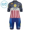 Completo Maglia + Pantaloncino con bretelle 2026 Lidl-Trek US-American Champion Manica Corta Blu Bambini Completo Maglia + Pantaloncino con bretelle 2026 Lidl-Trek US-American Champion Manica Corta Blu Bambini