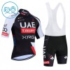 Completo Maglia + Pantaloncino con bretelle 2026 UAE TEAM EMIRATES XRG Manica Corta Nero Bambini Completo Maglia + Pantaloncino con bretelle 2026 UAE TEAM EMIRATES XRG Manica Corta Nero Bambini