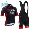 Completo Maglia + Pantaloncino con bretelle 2026 Visma Lease A Bike Manica Corta Nero Bambini Completo Maglia + Pantaloncino con bretelle 2026 Visma Lease A Bike Manica Corta Nero Bambini