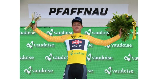 L'uomo del Torneo Svizzero S3 ha vinto ancora! L'uomo del Torneo Svizzero S3 ha vinto ancora!
