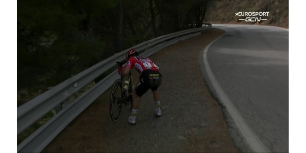 Primoz Roglic parla di un incidente sul ring west: nessun rischio, nessuna gloria Primoz Roglic parla di un incidente sul ring west: nessun rischio, nessuna gloria