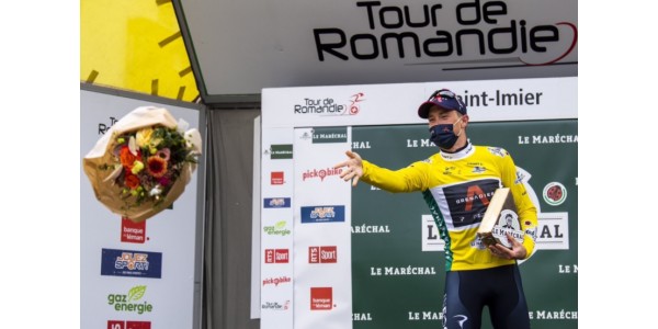 Rohan Dennis continua a mantenere la maglia gialla di testa Rohan Dennis continua a mantenere la maglia gialla di testa
